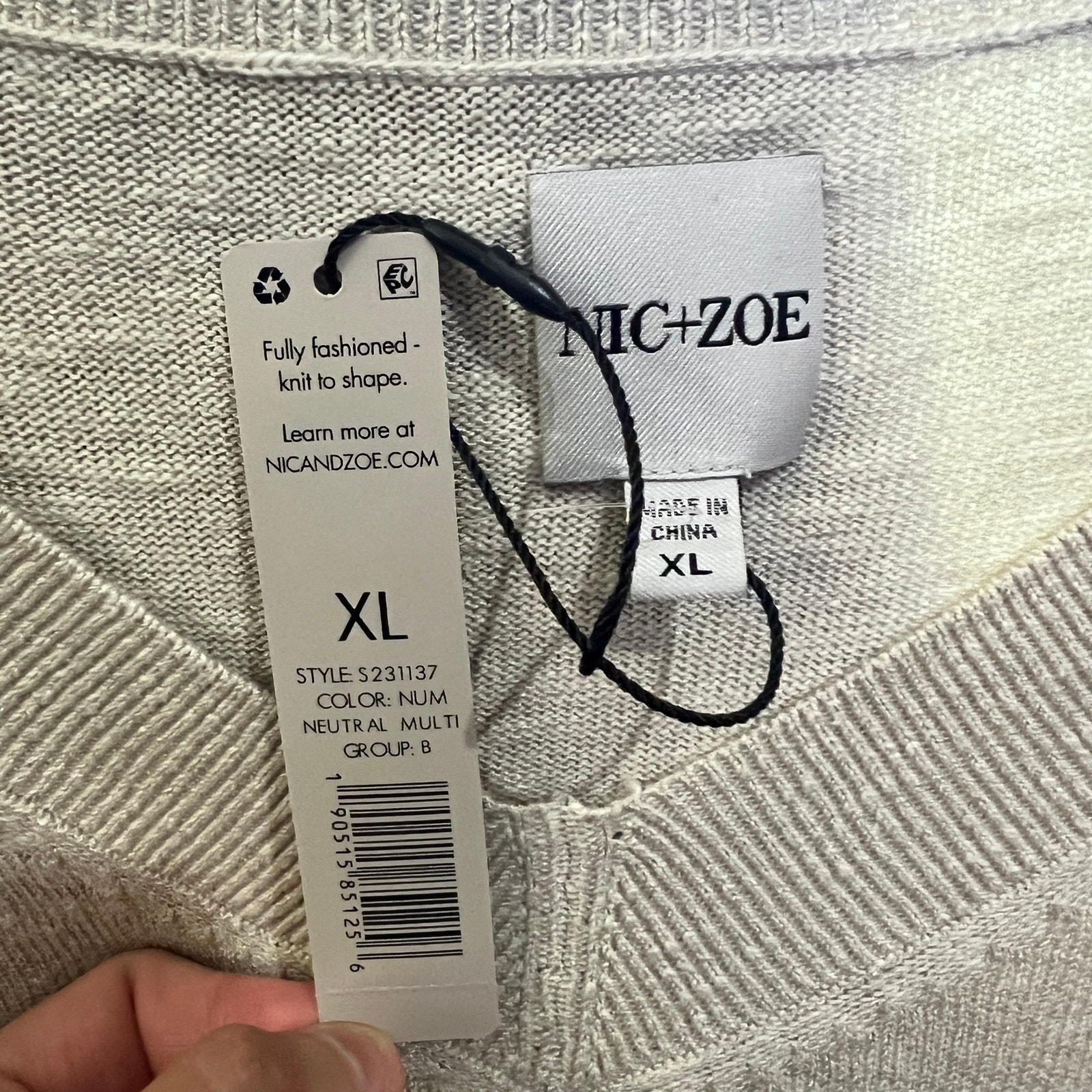 Nic + Zoe (Xl) Blooming Intarsia Floral Ribbed Drop Shoulder V-Neck Sweater Top — image 8 of 8